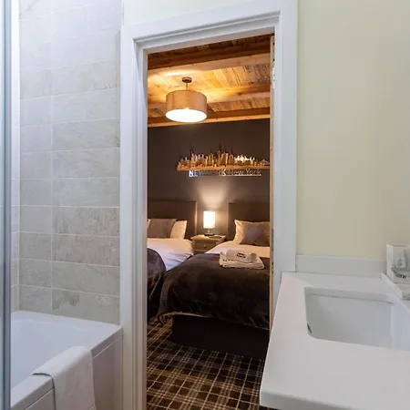 Des Amis Appt 2 - Year Appartement