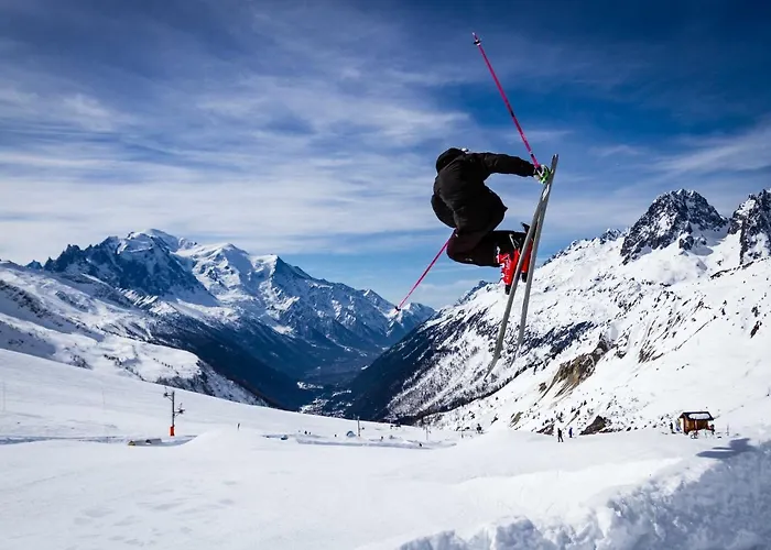 Des Amis Appt 2 - Year *